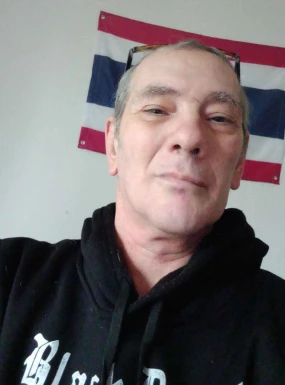 <span>Claudio, 56</span>&nbsp;<span style='width: 25px; height: 16px; float: right; background-image: url(/bitmaps/flags_small/IT.PNG)'>&nbsp;</span><br><span>Alfonsine, Italy</span>&nbsp;<input type='button' class='joinbtn' style='float: right' value='JOIN NOW' />