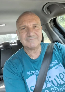 <span>Antonio, 63</span>&nbsp;<span style='width: 25px; height: 16px; float: right; background-image: url(/bitmaps/flags_small/DE.PNG)'>&nbsp;</span><br><span>Frankfurt A, Germany</span>&nbsp;<input type='button' class='joinbtn' style='float: right' value='JOIN NOW' />