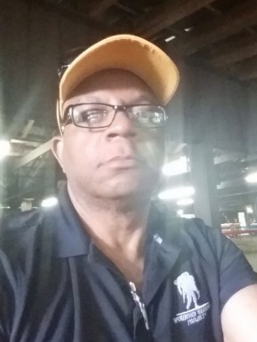 American men looking for love