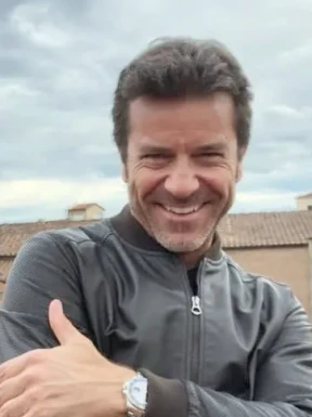 French men looking for love