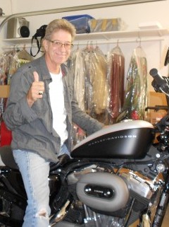 American men looking for love