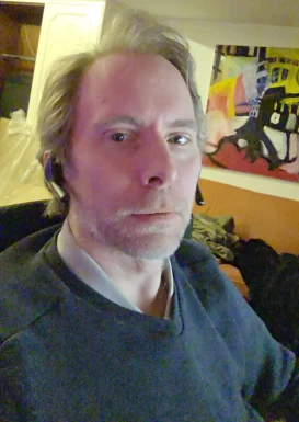 <span>Roger, 46</span>&nbsp;<span style='width: 25px; height: 16px; float: right; background-image: url(/bitmaps/flags_small/TH.PNG)'>&nbsp;</span><br><span>Sri Racha, ประเทศไทย</span>&nbsp;<input type='button' class='joinbtn' style='float: right' value='JOIN NOW' />