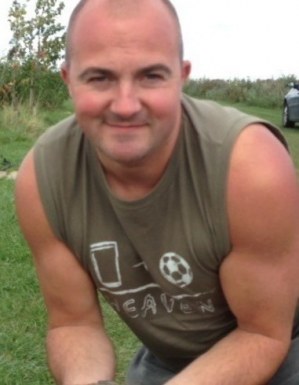 English men looking for love