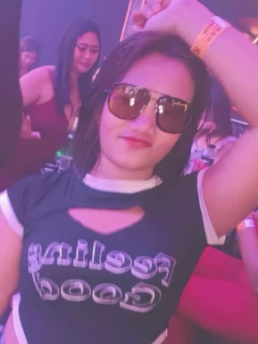 Thai girl for dating