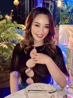 Thai girl for dating