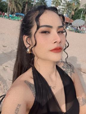 Thai girl for dating