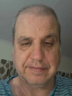 English men looking for love