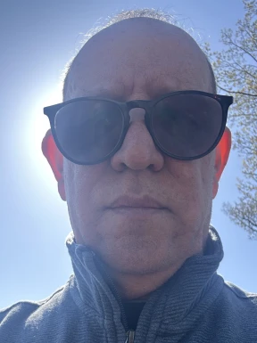 American men looking for love