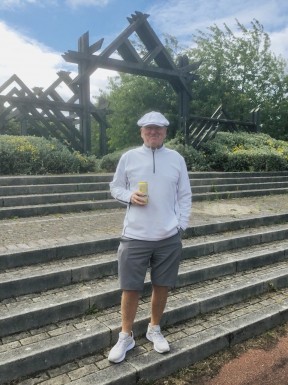 English men looking for love