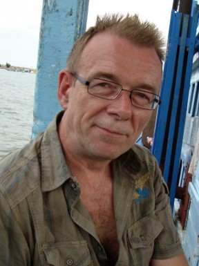 Foreign men for dating