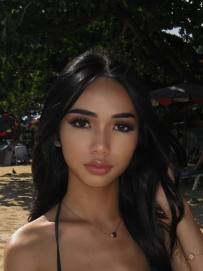 Thai girl for dating