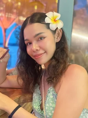 Thai girl for dating