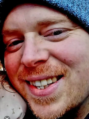 English men looking for love