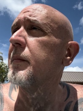 American men looking for love