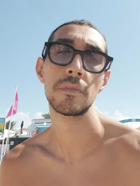 Foreign men for dating