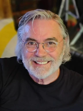 American men looking for love