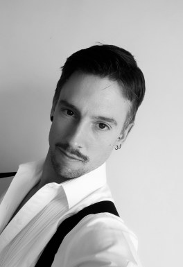 Foreign men for dating