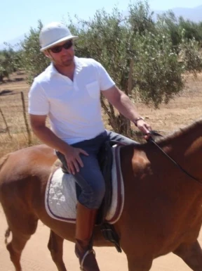 American men looking for love