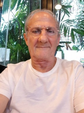 Foreign men for dating