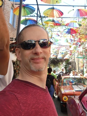 American men looking for love